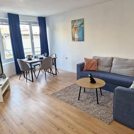 Апартамент Sea Apartment- Gurko